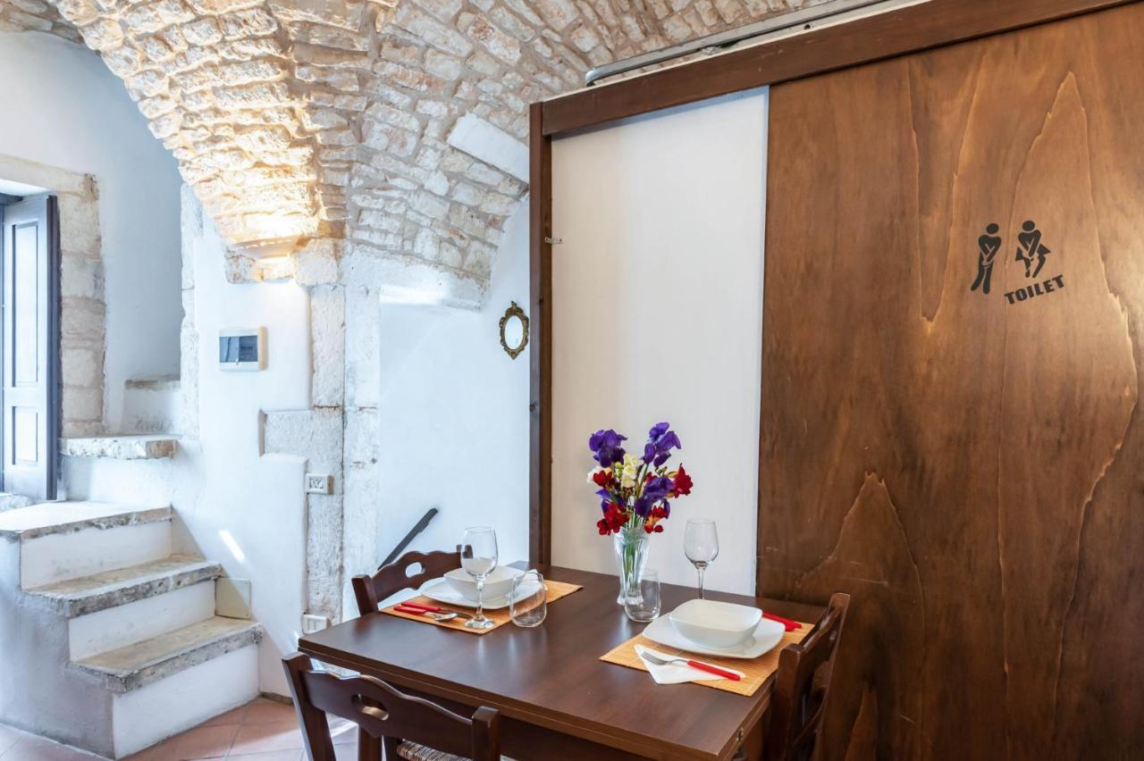 La Mansarda Di Martina By Rentbeat Leilighet Martina Franca Eksteriør bilde